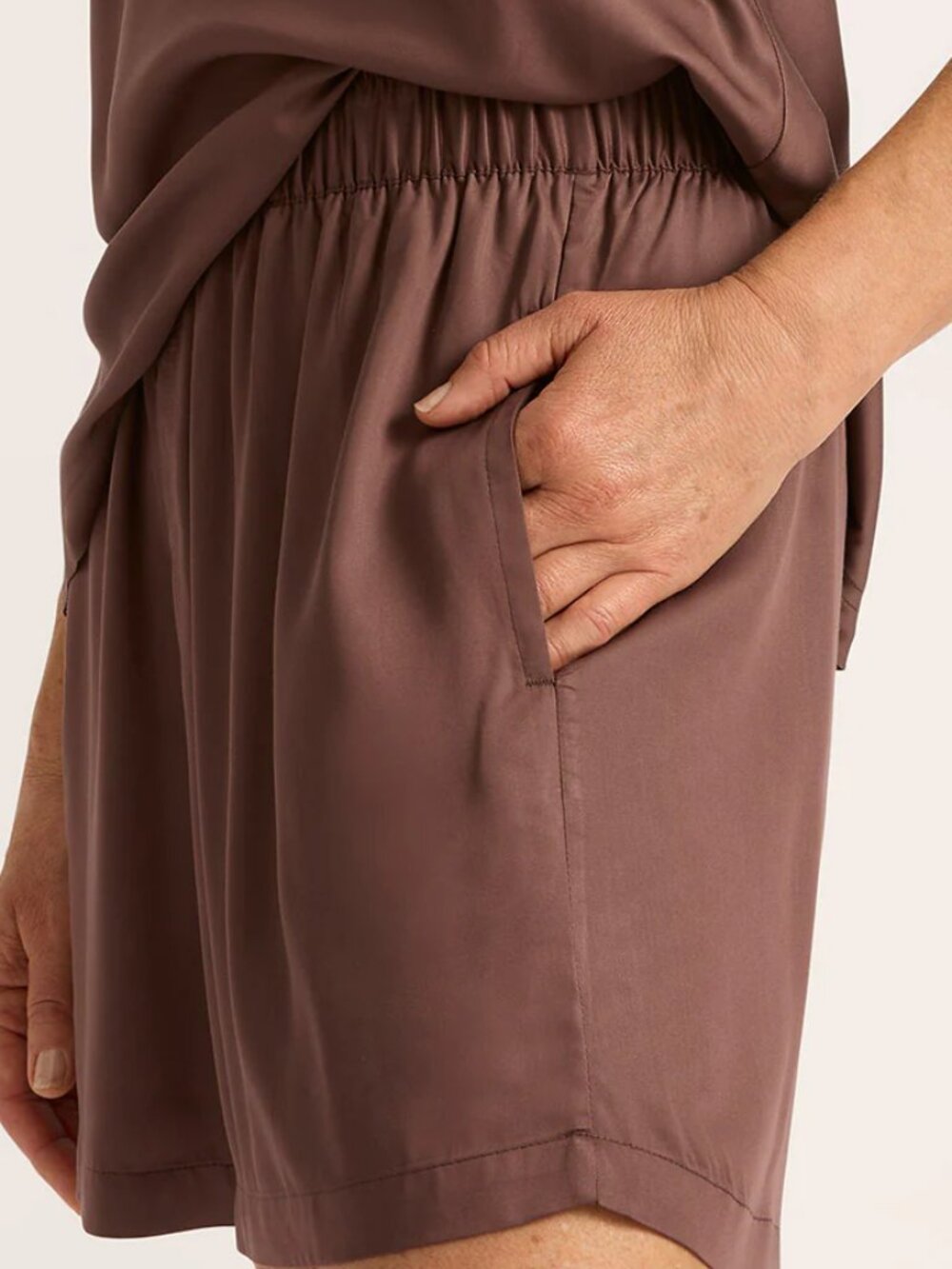 Vegan Silk Sleep Short - Garnet